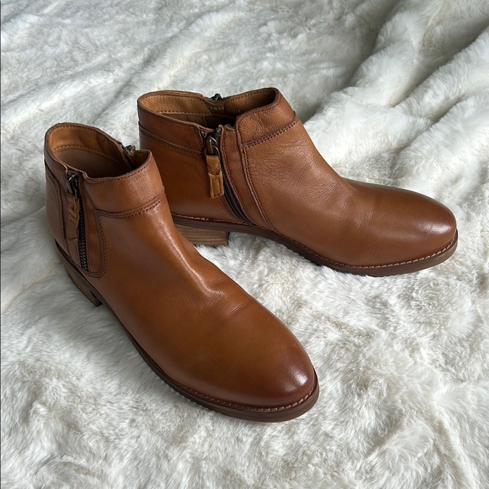 SoftWalk Brown Heeled Boots with Side Zipper
